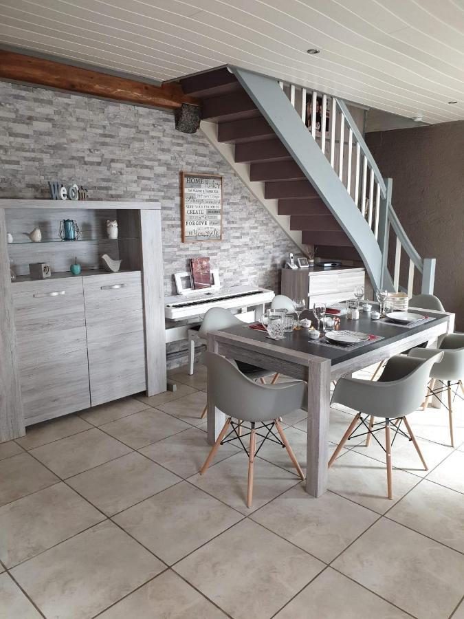 Bed and Breakfast Au Petit Bonheur Saint-Martin-du-Frene Exterior foto